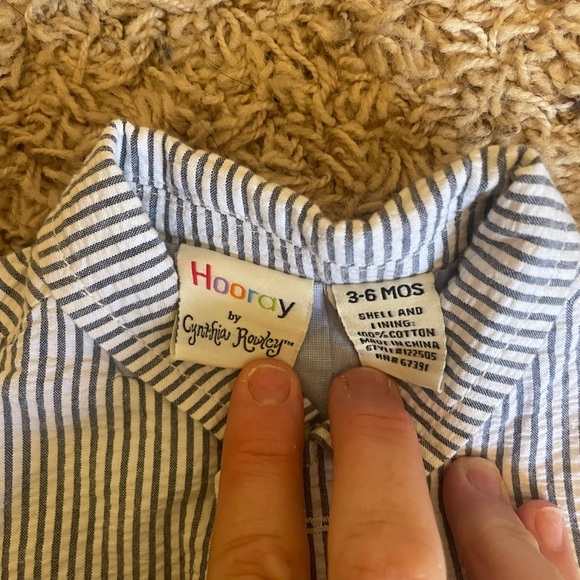 3-6 Months Boys Seersucker Two Piece Suit - Picture 4 of 4